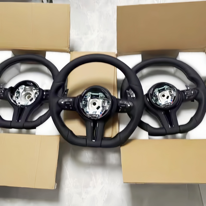 Volante in Pelle per Auto BMW  - Magazines recensione e prezzo